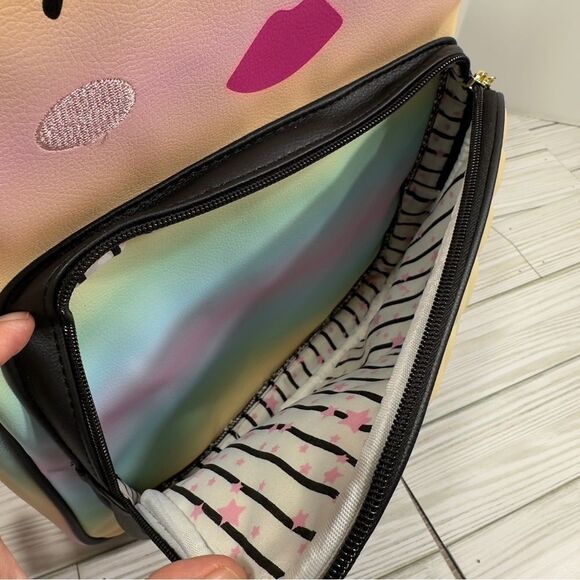 NWT‎ BETSEY JOHNSON OMBRÉ QUILTED BADLEY UNICORN LARGE BACKPACK - Picture 10 of 12